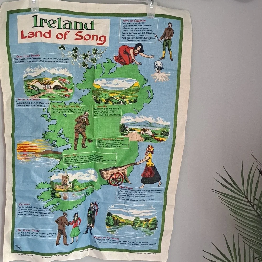 Vintage Irish Linen Tea Towel Ireland Land of Song NWOT 1980 Tapestry